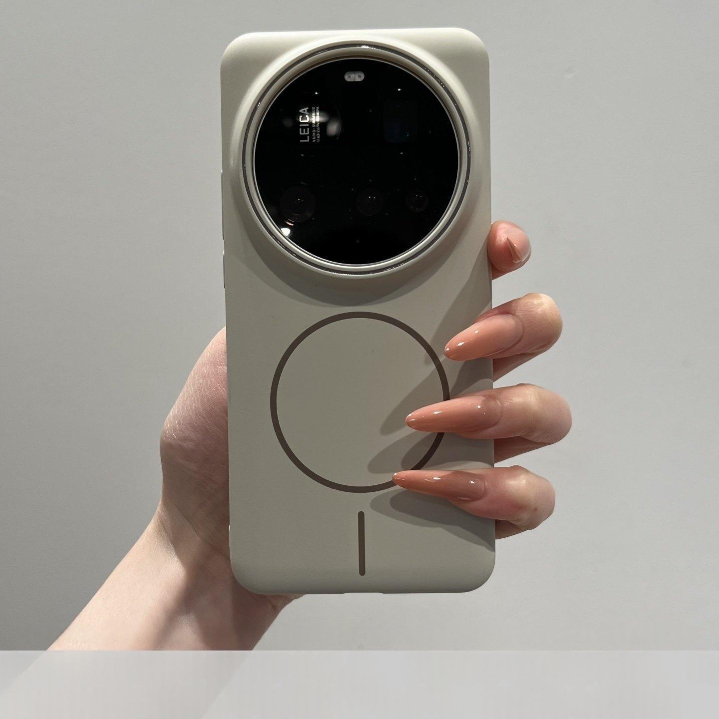 غطاء فاخر ناعم دائري مغناطيسي  - مراجعة Photography Kit Xiaomi 15 Ultra وسعره