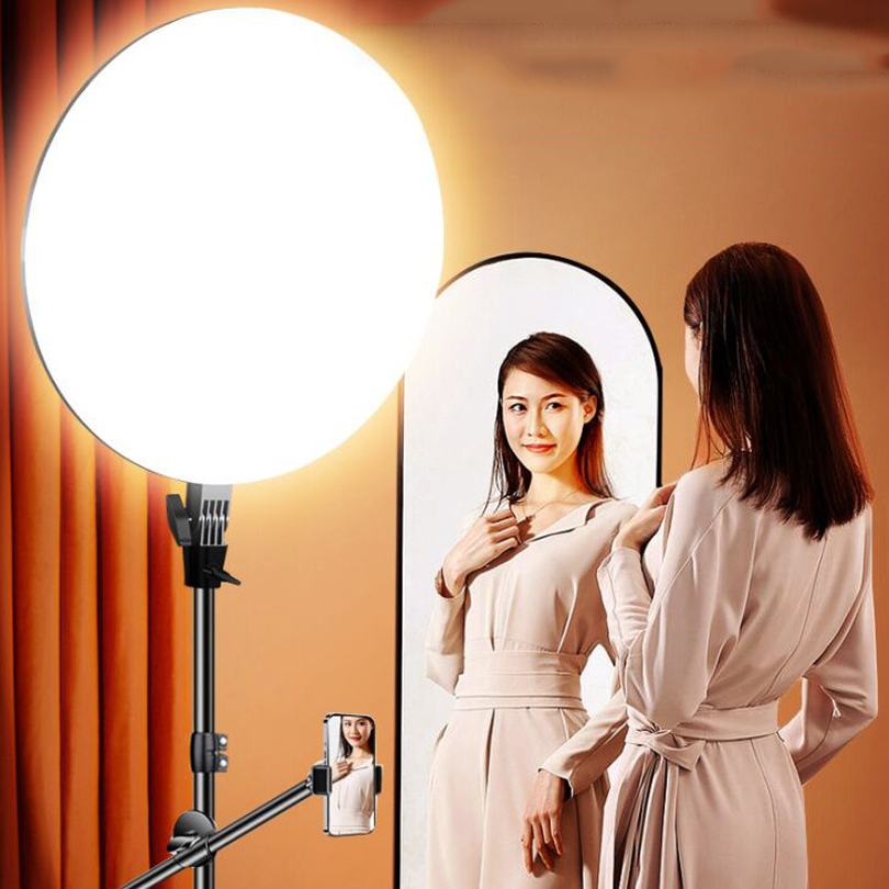 45 سنتيمتر كبيرة الحجم LED الف - مراجعة Photography Umbrella Lighting Kit وسعره
